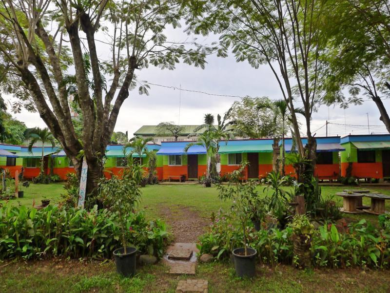 Oyo 671 Natua'S Cabin Puerto Princesa Esterno foto