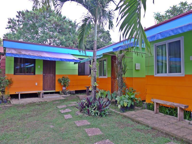Oyo 671 Natua'S Cabin Puerto Princesa Esterno foto